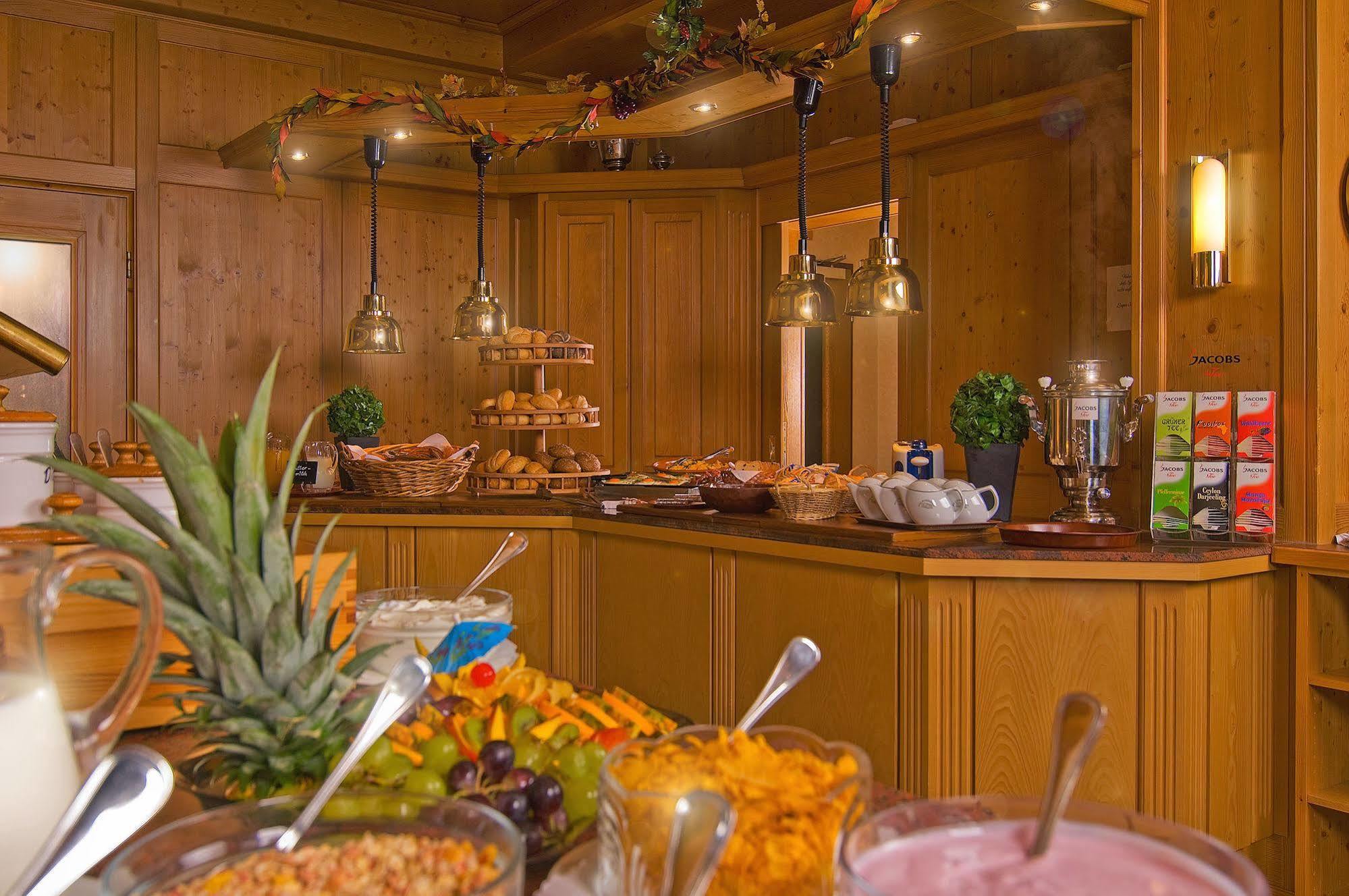 הלנברג Hotel Haus Wiesengrund מראה חיצוני תמונה